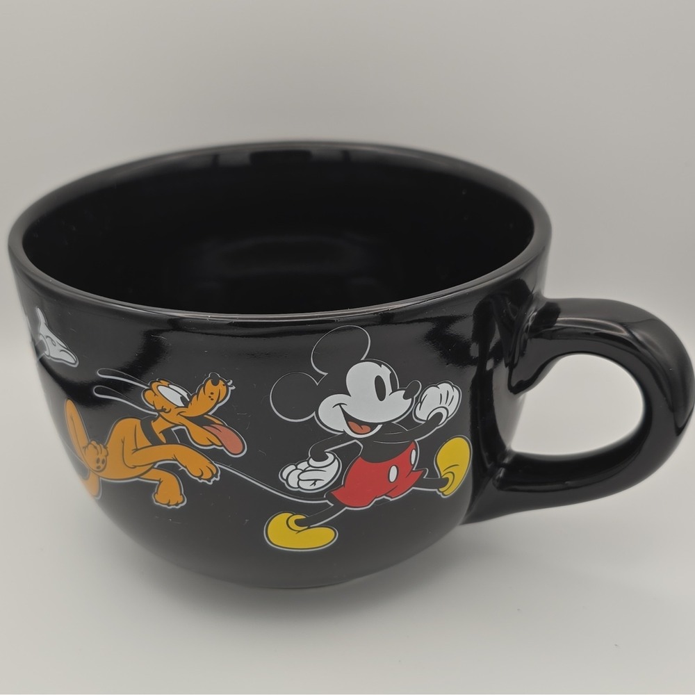 Disney Mickey Mouse & Friends Black Mug - Disney Franchise